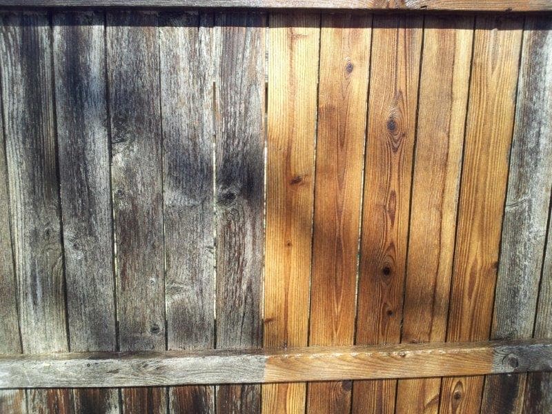 Deck Cleaning - professional deck service in Ontario